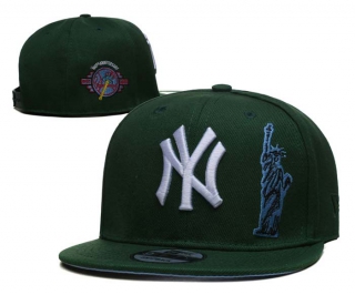 MLB New York Yankees New Era Green Anniversary 9FIFTY Snapback Hat 2191