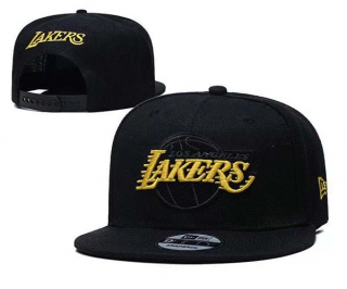NBA Los Angeles Lakers New Era Black 9FIFTY Snapback Hat 2105