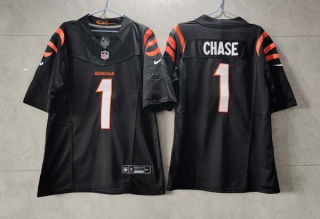 Men's Cincinnati Bengals #1 Ja'Marr Chase Black 2023 F.U.S.E. Vapor Untouchable Limited Stitched Football Jersey