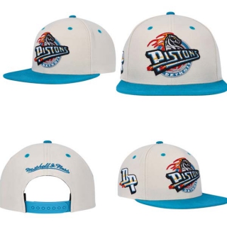 NBA Detroit Pistons Mitchell & Ness Cream Blue Hardwood Classics 2-tone Chain-stitch Snapback Hat 2016