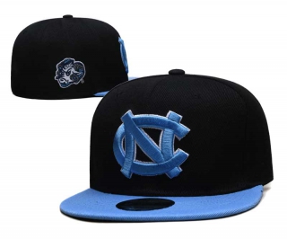 NCAA North Carolina Tar Heels New Era Black Light Blue 9FIFTY Snapback Hat 6007
