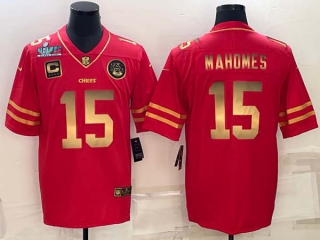 Men's Kansas City Chiefs #15 Patrick Mahomes Red Gold Super Bowl LVII Patch And C Patch Vapor Untouchable Limited Stitched Jersey