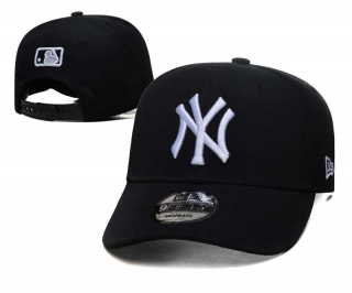 MLB New York Yankees New Era Black 9FIFTY Snapback Hat 6033