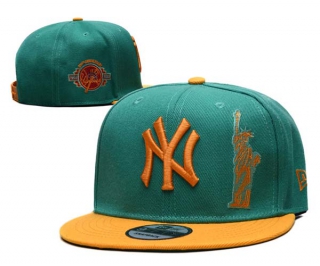 MLB New York Yankees New Era Green Gold Anniversary 9FIFTY Snapback Hat 2193