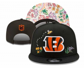 NFL Cincinnati Bengals New Era Watercolor Floral Black 9FIFTY Snapback Hat 3019