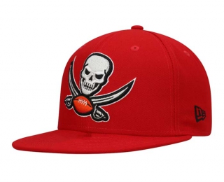 NFL Tampa Bay Buccaneers New Era Red 9FIFTY Snapback Hat 2028