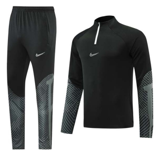 Men's Nike Athletic Half Zip Jacket Sweatsuits Black (2)