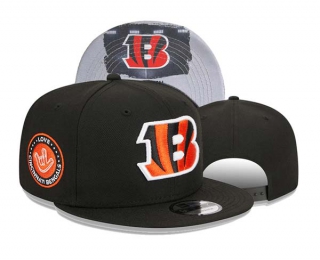NFL Cincinnati Bengals New Era Black The NFL ASL Collection by Love Sign Side Patch 9FIFTY Snapback Hat 3024