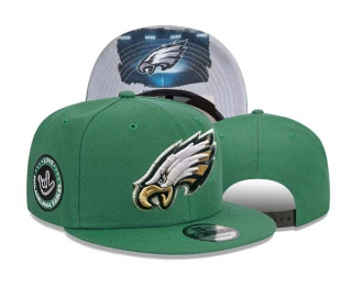 NFL Philadelphia Eagles New Era Green The NFL ASL Collection by Love Sign Side Patch 9FIFTY Snapback Hat 3038