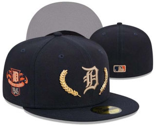 MLB Detroit Tigers New Era Navy Gold Leaf 1945 Team Patch 59FIFTY Fitted Hat 3002